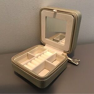 Elegant Gold 5”  Travel Jewelry Organizer.